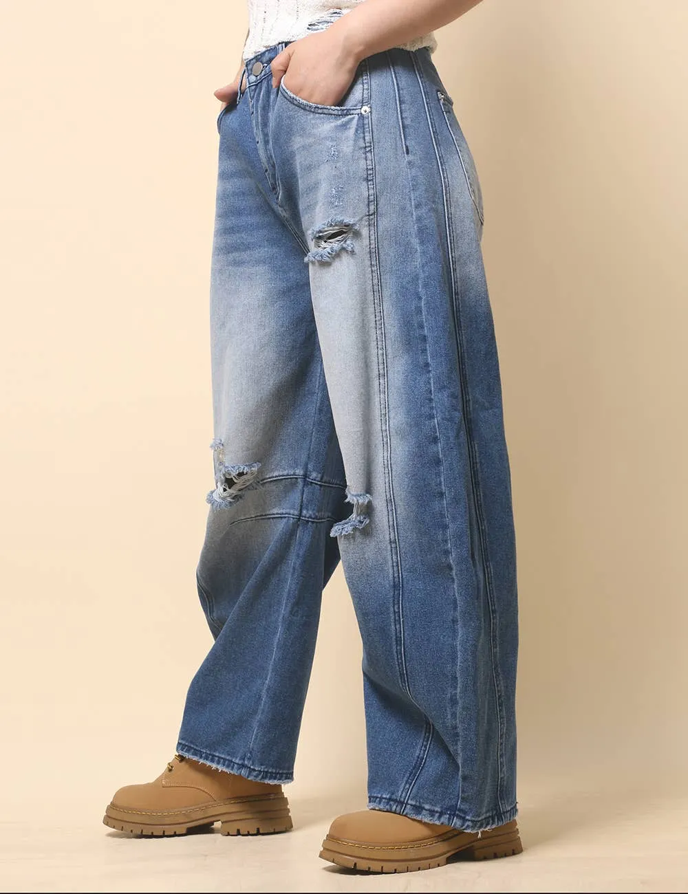 Mid Rise Barrel Jeans