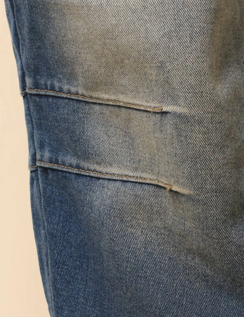 Mid Rise Barrel Jeans