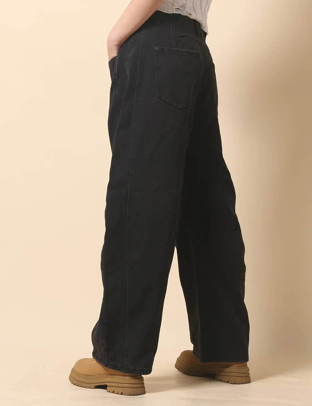 Mid Rise Barrel Jeans