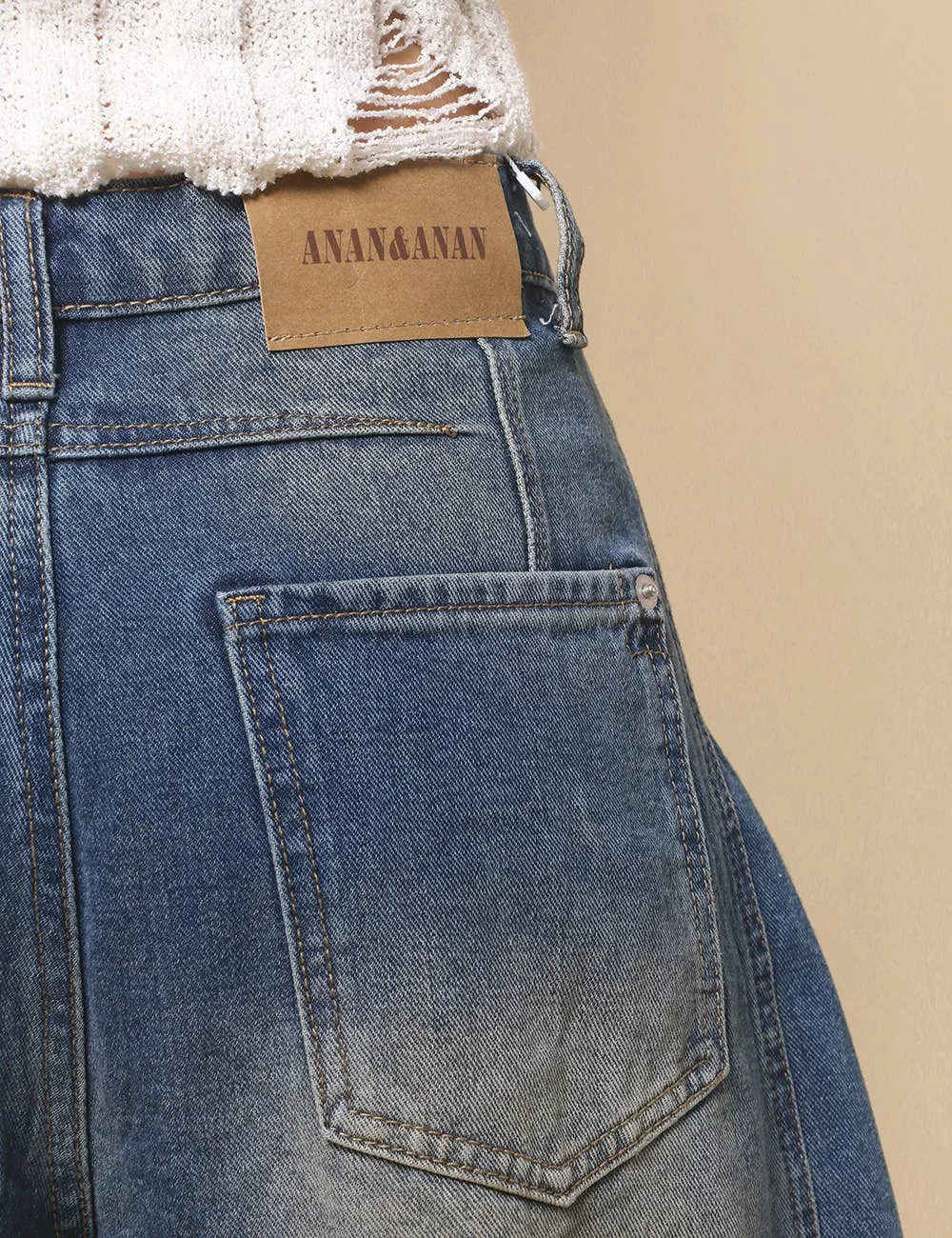 Mid Rise Barrel Jeans