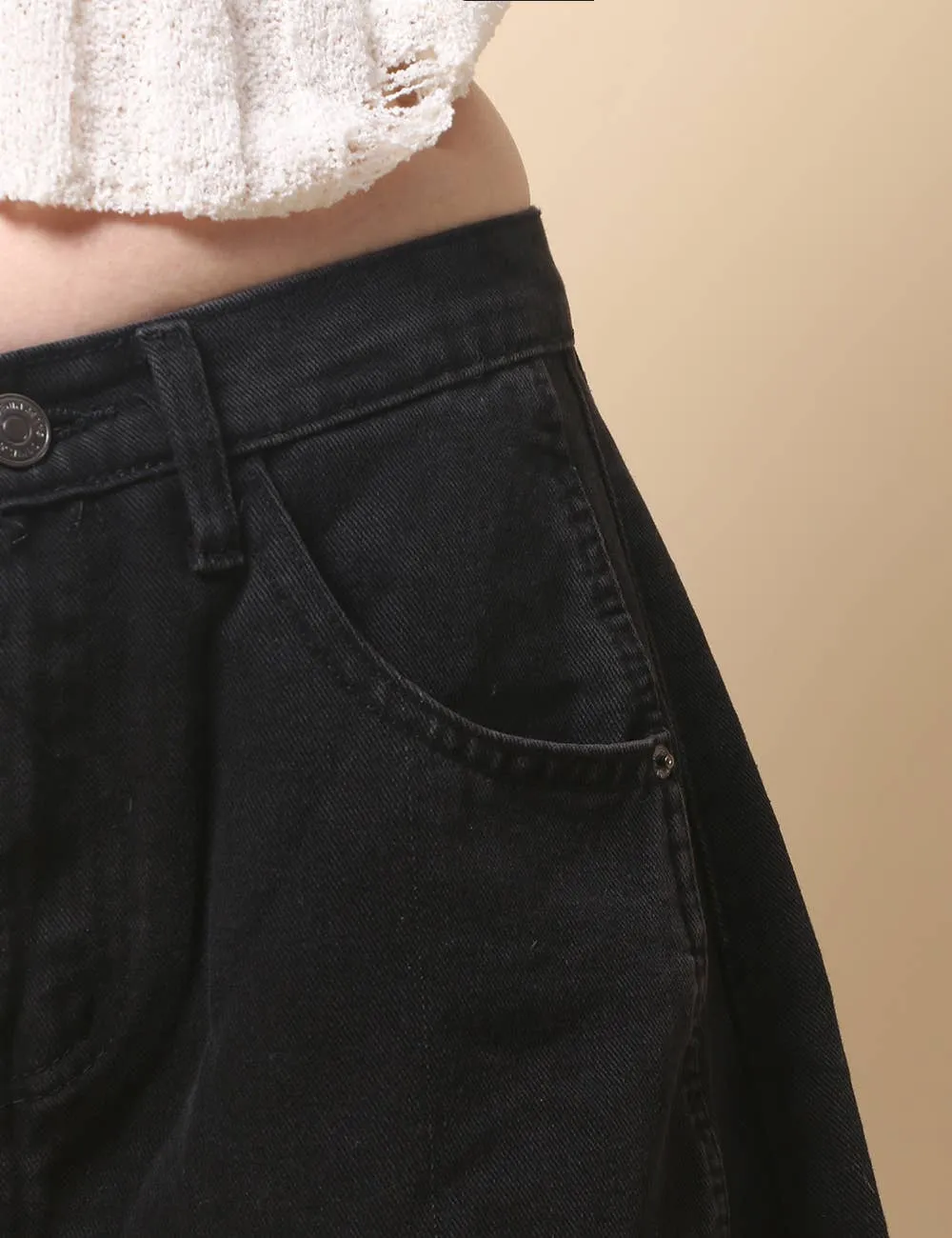 Mid Rise Barrel Jeans
