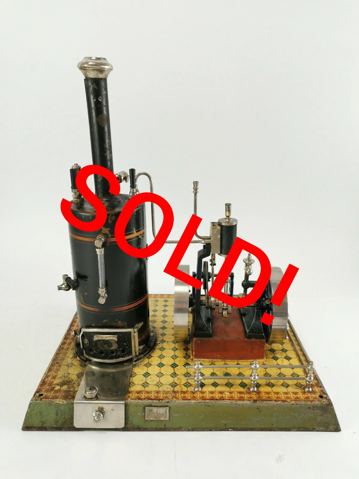 Märklin rare steam engine on tile floor around 1903 32x25x35 cm | 5.499€