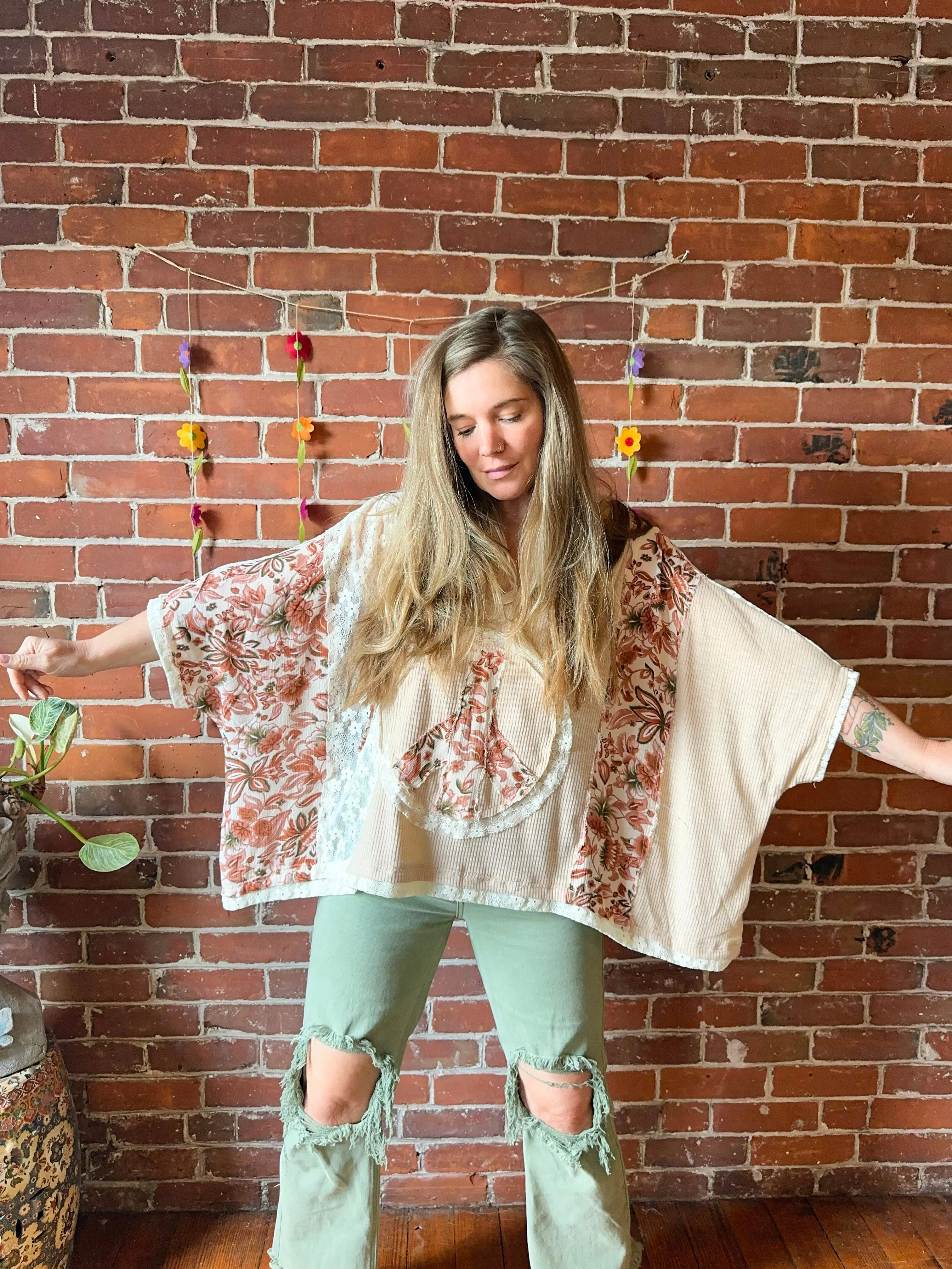 Poem of Peace Pullover Patchwork Lace Hoodie