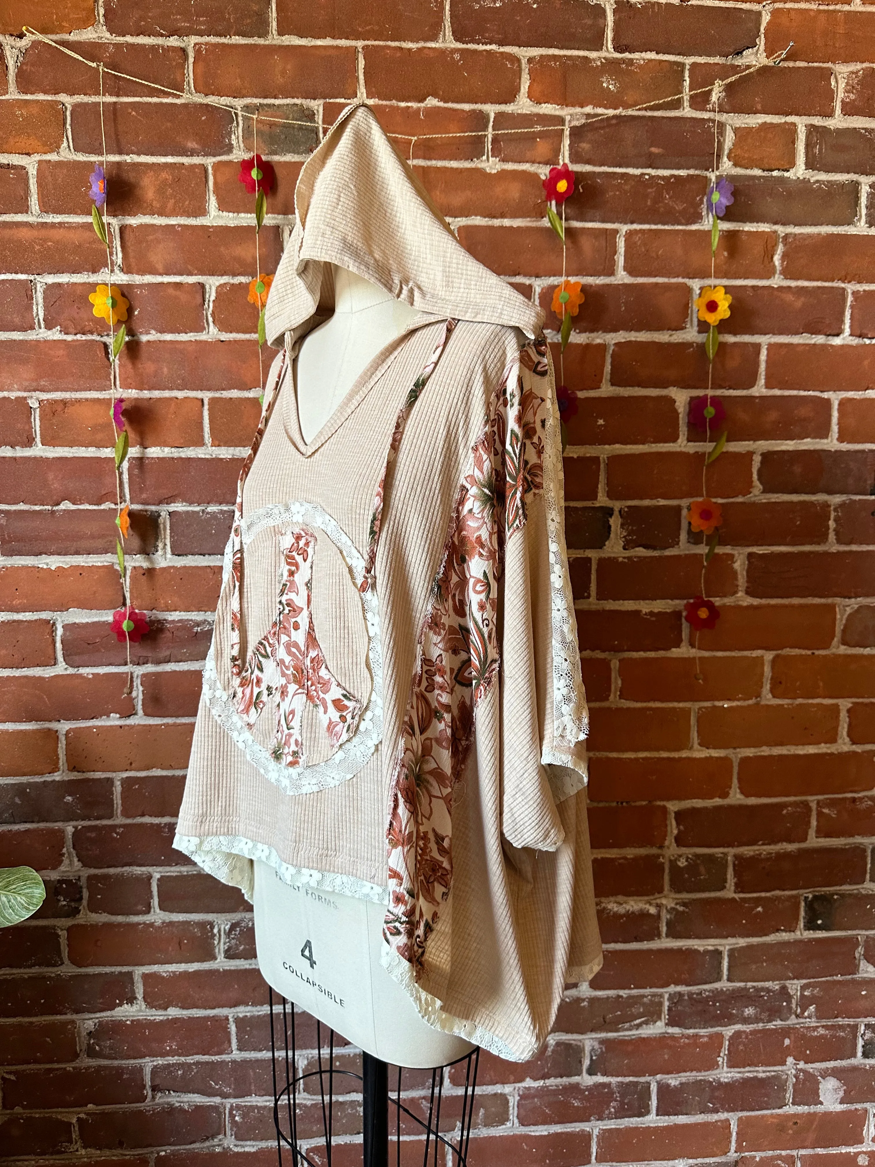 Poem of Peace Pullover Patchwork Lace Hoodie