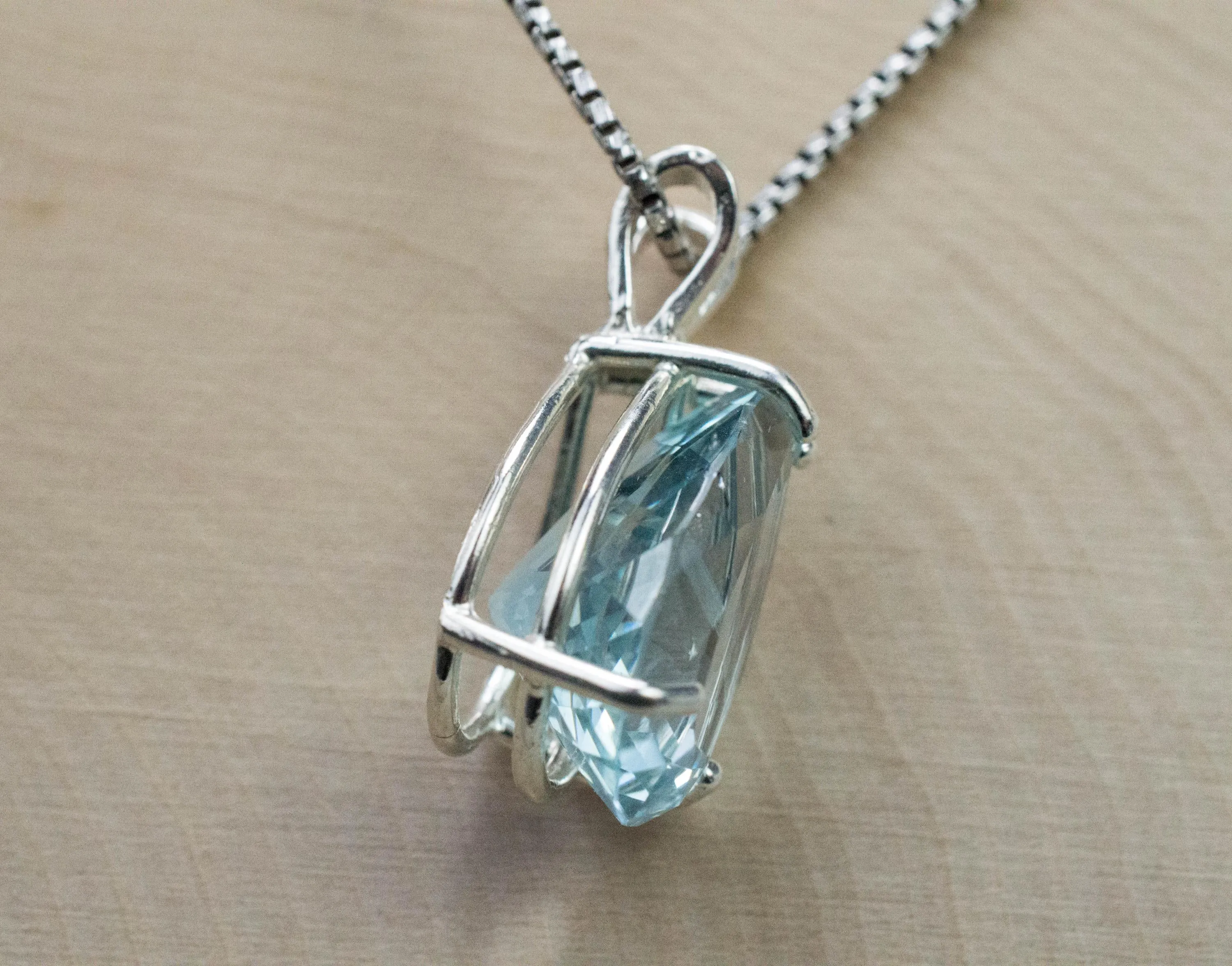 Topaz Pendant; Natural Untreated Ukraine Topaz; 14.165cts