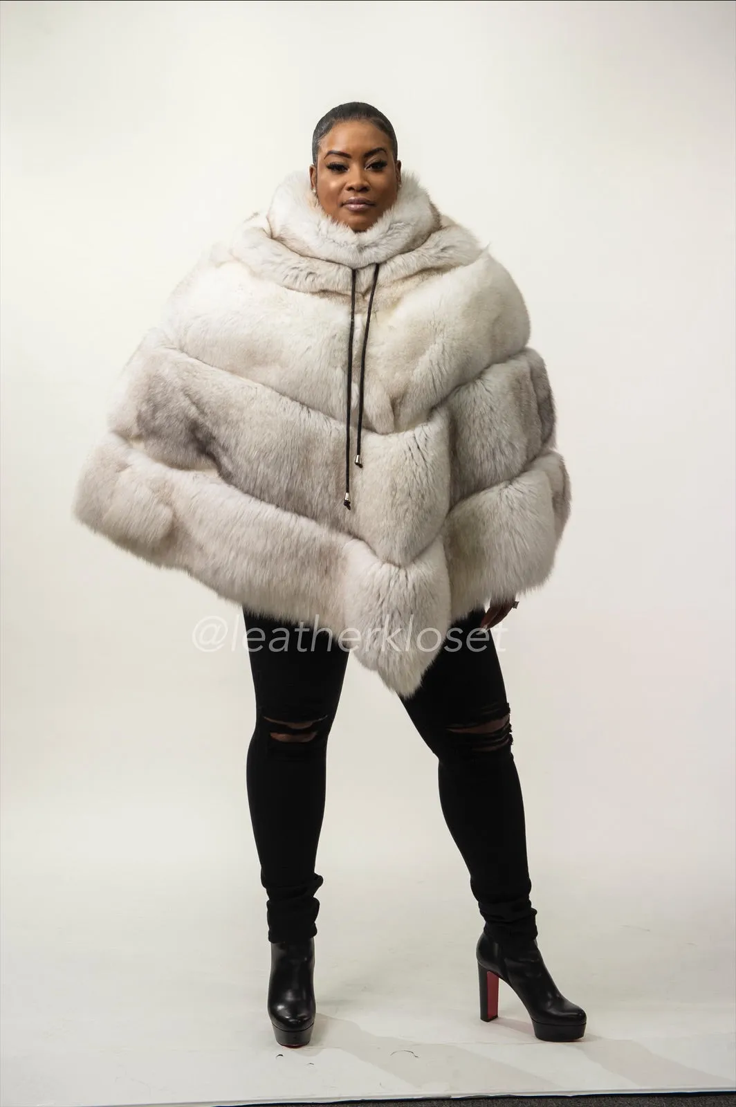 Women's Fox Fur Poncho [Natural White]